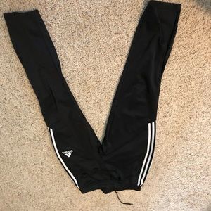 Adidas joggers size: M